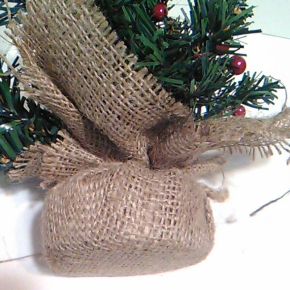 Nwt Mini Christmas Tree (12 inches) - Picture 5 of 5